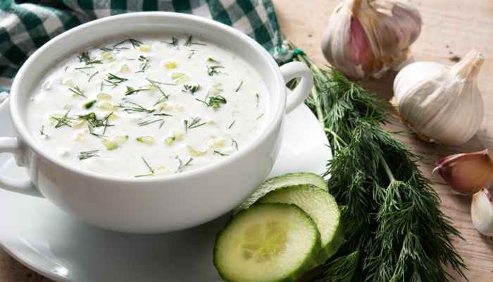 یکی از غذاهای معروف یونان : تزارزیکی (Tzatziki)