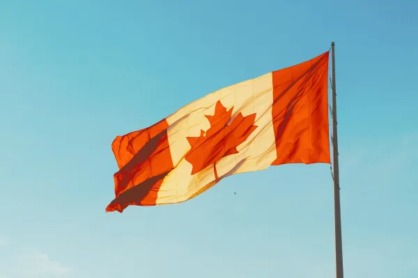بهترین کشور برای مهاجرت ایرانیان- پرجم کانادا