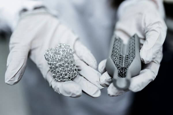 مواد نوآورانه در دستکشهای آزمایشگاهی - رشتههای مهندسی برای اپلای